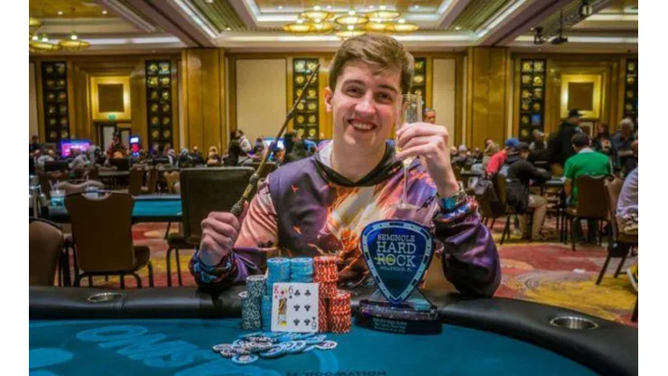Ali Imsirovic foi cororado como o jogador do ano pelo GPI (Foto: Seminole Hard Rock)