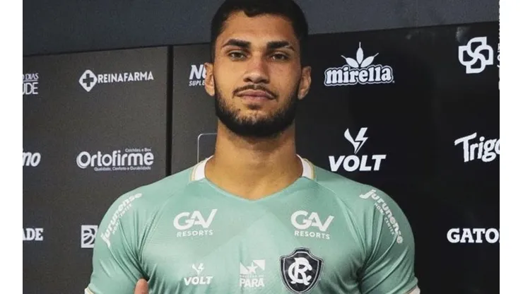 Foto: (Twitter Oficial Remo/@ClubeDoRemo/Samara Miranda/Remo/Divulgação) - Jorge Pazetti foi oficialmente apresentado pelo Remo nesta sexta (7)
