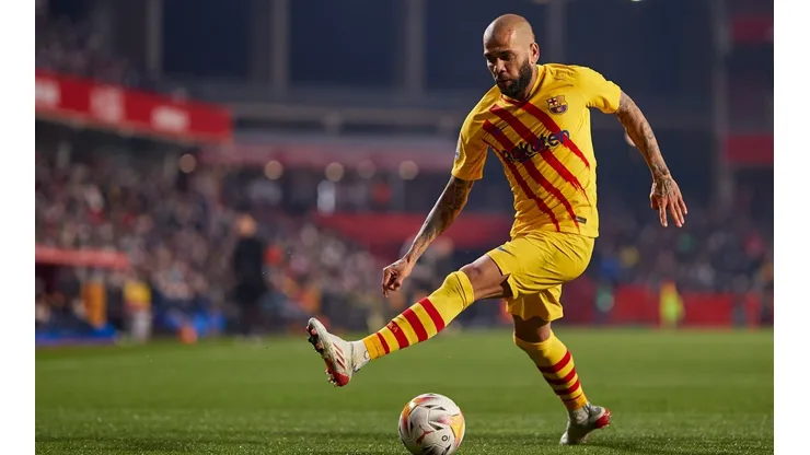 Daniel Alves voltou a jogar pelo Barcelona em La Liga deixando uma assistência