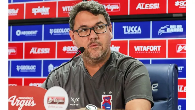 Foto: Robson Mafra/AGIF - Jorge Ferreira garante querer fazer história no Paraná Clube