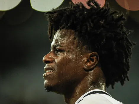 Tombense acerta contratação do atacante Lucas Santos, jogador estava no Vasco da Gama