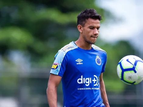 Henrique puxa fila e mais três jogadores do Cruzeiro estão fora dos planos de Ronaldo