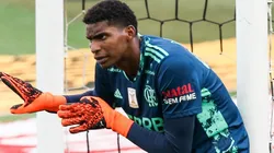 Foto: Alexandre Schneider/Getty Images | Hugo Souza projeta 2022 no Flamengo