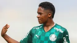 - Jovem é considerado um fenômeno na base