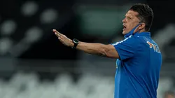 Jorge Rodrigues/AGIF/De contrato renovado com o Avaí, Claudinei Oliveira fala sobre a temporada 2022: "Time organizado e competitivo"