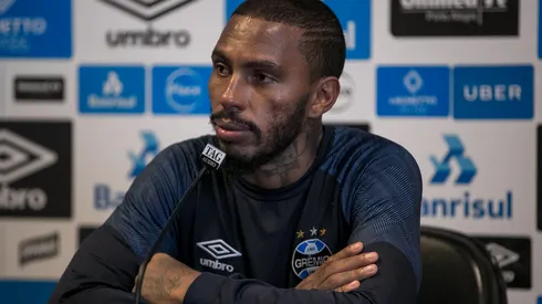 Foto: Liamara Polli/AGIF - Paulo Miranda estaria em lista de possível troca do Grêmio por Moisés, da Ponte Preta