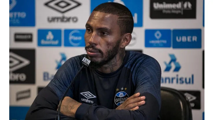 Foto: Liamara Polli/AGIF - Paulo Miranda estaria em lista de possível troca do Grêmio por Moisés, da Ponte Preta