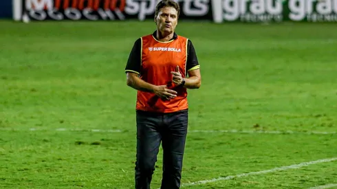 Foto: Rafael Vieira/AGIF - João Brigatti, treinador do Sampaio Corrêa