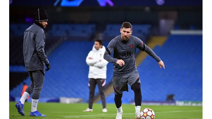 Neymar e Messi foram 'ignorados' por ex-jogador do Arsenal em escolha de melhor jogador do mundo na atualidade
