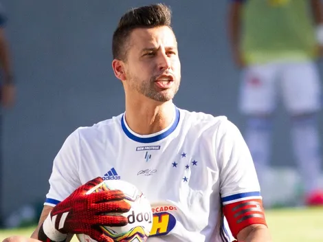 Ronaldo não para em Fábio e empresta defensor para time paulista