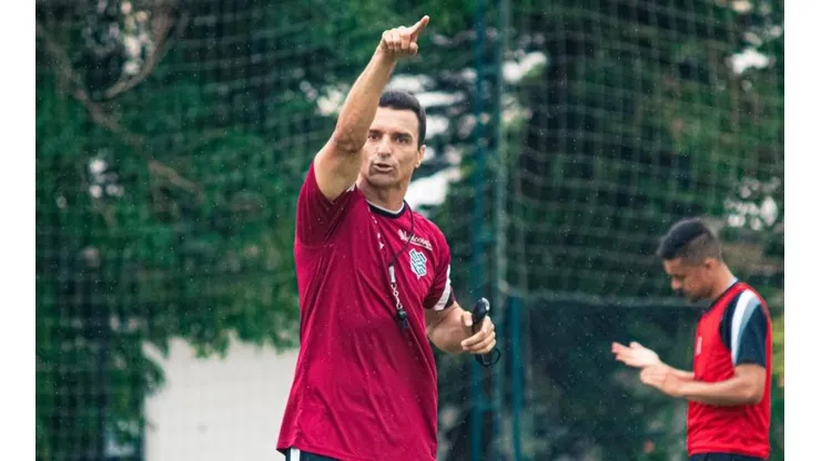 Patrick Floriani/FFC/ Figueirense de Júnior Rocha: provável time titular para a temporada 2022, esquema tático e muita cobrança