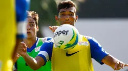 Ricardo Saibun/AGIF - Alan Santos quer fazer de tudo para subir com o Vitória