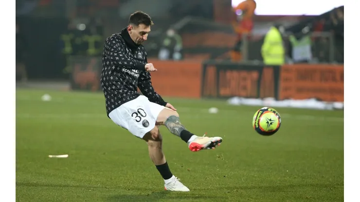 FC Lorient v Paris Saint Germain - Ligue 1