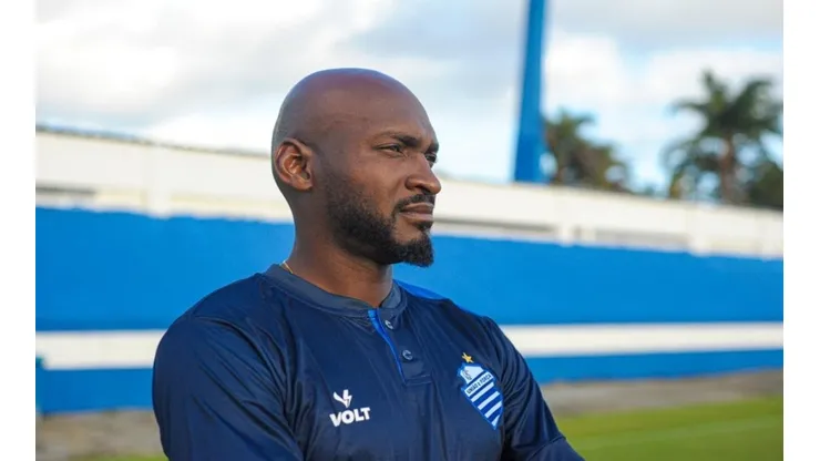 Augusto Oliveira/ASCOM CSA - Leandro Souza, coordenador do Departamento de Futebol do CSA