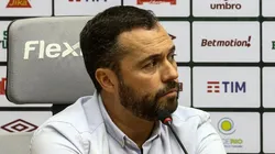 FOTO: Lucas Merçon / Flickr Oficial Fluminense - Bittencourt é informado sobre valores de negociação de defensor