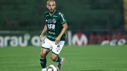 Diogo Reis/AGIF - Régis, jogador do Coritiba