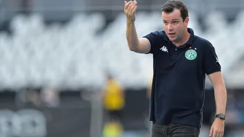 Foto: Thiago Ribeiro/AGIF - Daniel Paulista celebra a oportunidade de renovar contrato