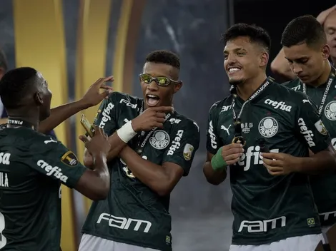 Dirigente do Palmeiras debocha de piadinha de antis: "Minha base tem 2 Libertadores"