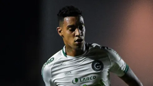 Foto: Thiago Ribeiro/AGIF - Alef Manga puxa fila de destaques da Série B que vão reforçar o Coxa