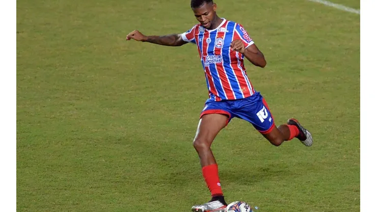 Foto: Walmir Cirne/AGIF | No Bahia, Éverson defendeu no elenco sub-23 e, no último ano, atuou em oito partidas pelo time profissional