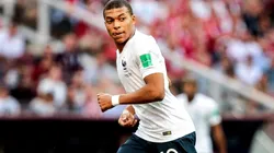 Mbappé está entre PSG e Real Madrid na próxima temporada (Foto: Ale Cabral/AGIF)