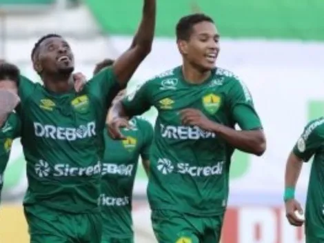 “A vida é feita de ciclos”, diz meio-campista em despedida do Cuiabá; não houve acordo para renovação do jogador