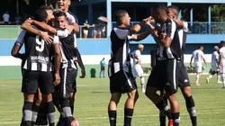 Vítor Silva/ BFR - Meninos da base do Botafogo
