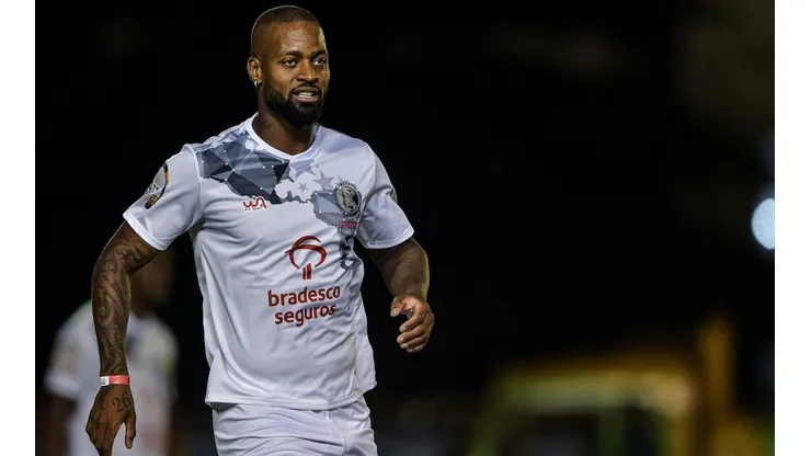 Dedé é um dos reforços da Ponte para este ano (Foto: Thiago Ribeiro/AGIF)