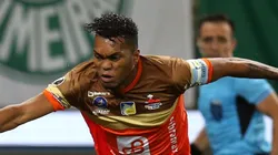 Foto: (Alexandre Schneider/Getty Images) - O zagueiro Luis Cangá não poderá se apresentar ao Vasco nesta segunda (3)