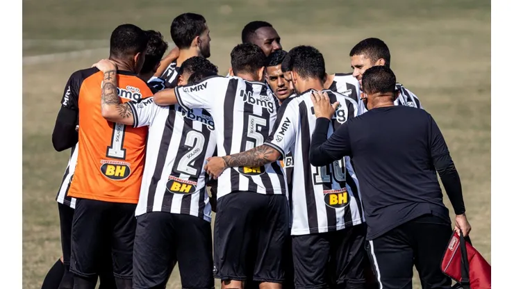Foto: Divulgação site oficial Atlético Mineiro - Jogadores da base atleticana em campo