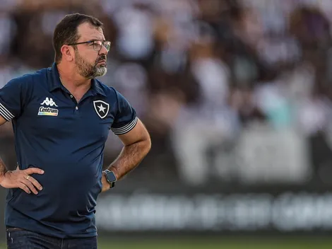 Enderson Moreira é avisado e o Botafogo negocia com defensor que está livre no mercado; CONFIRA!
