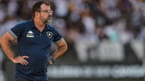 Foto: Thiago Ribeiro/AGIF - Enderson Moreira, treinador do Botafogo