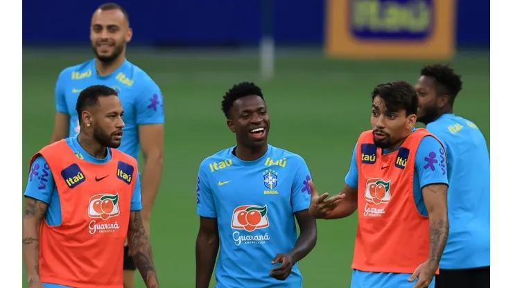 Buda Mendes/Getty Images - Jogadores da seleção brasileira em treino, entre eles, Neymar e Vinicius Junior