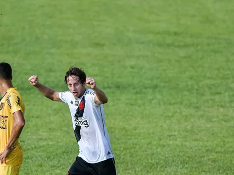 Galarza agradece por sonho realizado em 2021 pelo Vasco e projeta 2022: "Vêm coisas melhores"