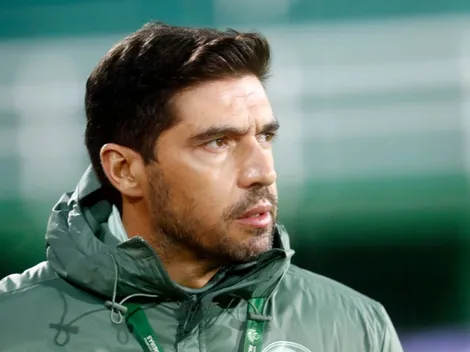 Técnico do Palmeiras, Abel Ferreira, lança livro com bastidores das duas conquistas da Copa Libertadores