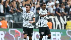Alexandre Schneider/Getty Images - Renato Augusto e Jô, dois dos jogadores que chegaram entre 2019 e 2021