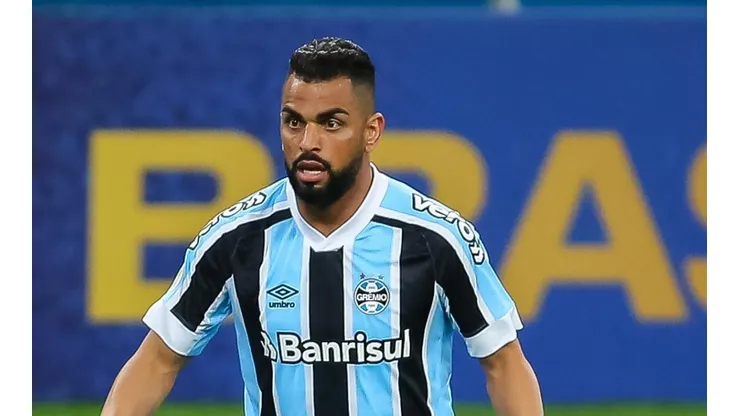 Foto: Pedro H. Tesch/AGIF - Maicon deve ser reforço para o Sport