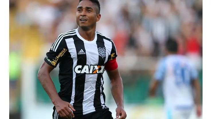 Cristiano Andujar/AGIF - Jorge Henrique, atacante do Camboriú