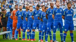 R.Pierre/AGIF - Jogadores do Avaí na Ressacada