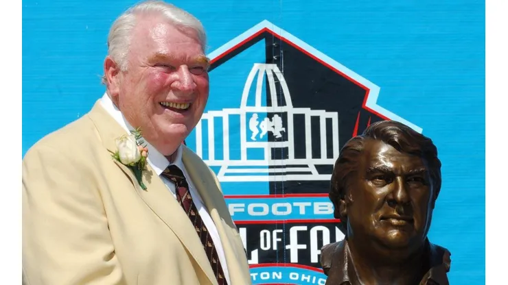 John Madden sendo introduzido ao Hall da Fama em 2006 (Getty Images)