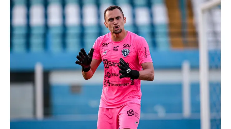 Foto: Fernando Torres/AGIF - Victor Souza goleiro do Paysandu