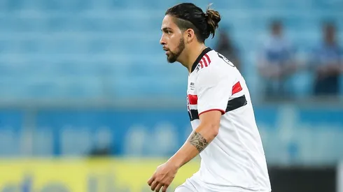 Foto: Pedro H. Tesch/AGIF – Grêmio não para em Benítez e quer mais um meia argentino