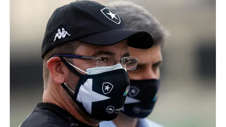Foto: Vitor Silva/Botafogo/Divulgação - O meia quer ficar e espera mais chances com Enderson Moreira