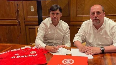 Foto: Twitter Oficial SC Internacional/Divulgação | Cacique Medina dá