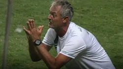 Foto: Fernando Moreno/AGIF - Lisca foi questionado sobre o Grêmio.