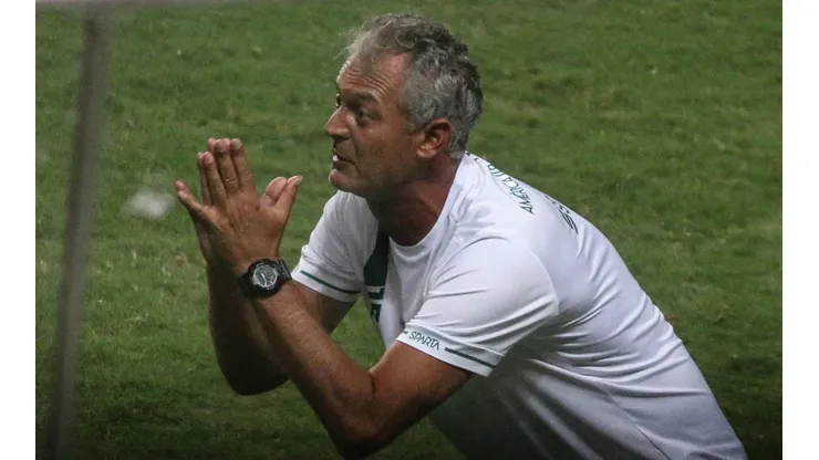Foto: Fernando Moreno/AGIF - Lisca foi questionado sobre o Grêmio.
