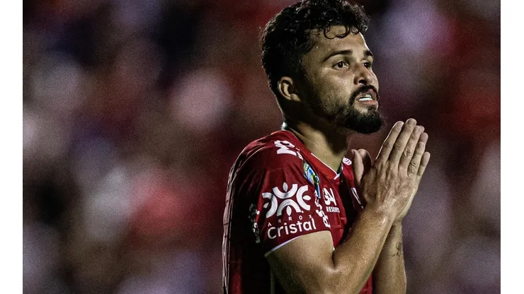 Foto: Heber Gomes/AGIF - Alesson se despede do Vila Nova