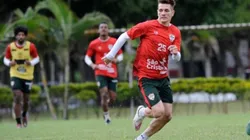 Marzagão renovou seu contrato com a Portuguesa e fica para 2022 (Foto: Site oficial da Portuguesa)