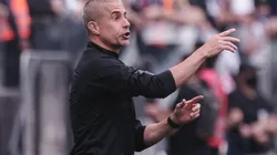 Foto: Ettore Chiereguini/AGIF | Sylvinho 'dá aval' para saída de meio-campista do Corinthians