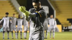 Celso da Luz/ Assessoria de imprensa Criciúma E. C./ Com permanência do Criciúma, goleiro Gustavo exalta torcida do Tigre: "Viu a garra de cada um dos atletas dentro de campo"